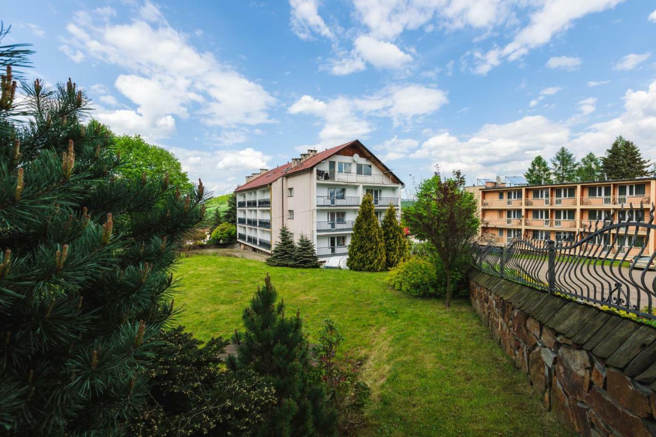 ソリナ Osrodek Wypoczynkowy Tarnica Bed & Breakfast エクステリア 写真